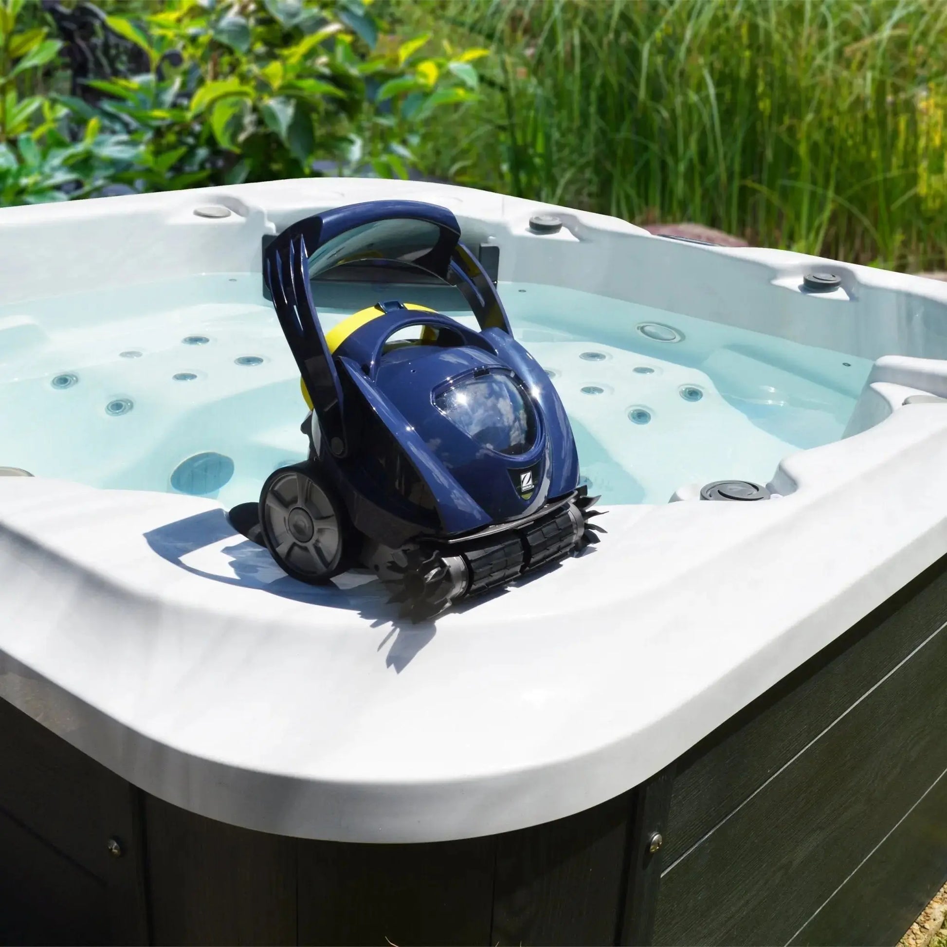 Zodiac Spabot SB1000 Robotic Spa Cleaner Zodiac